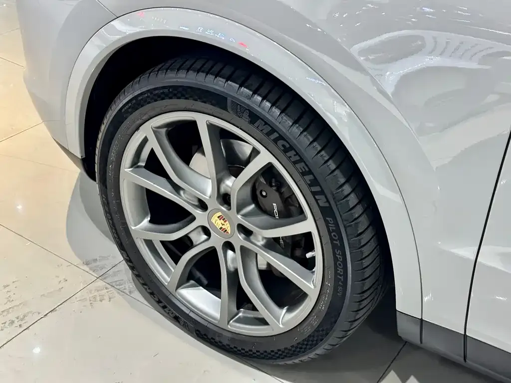 Porsche Cayenne 2023 из CN, фото 9