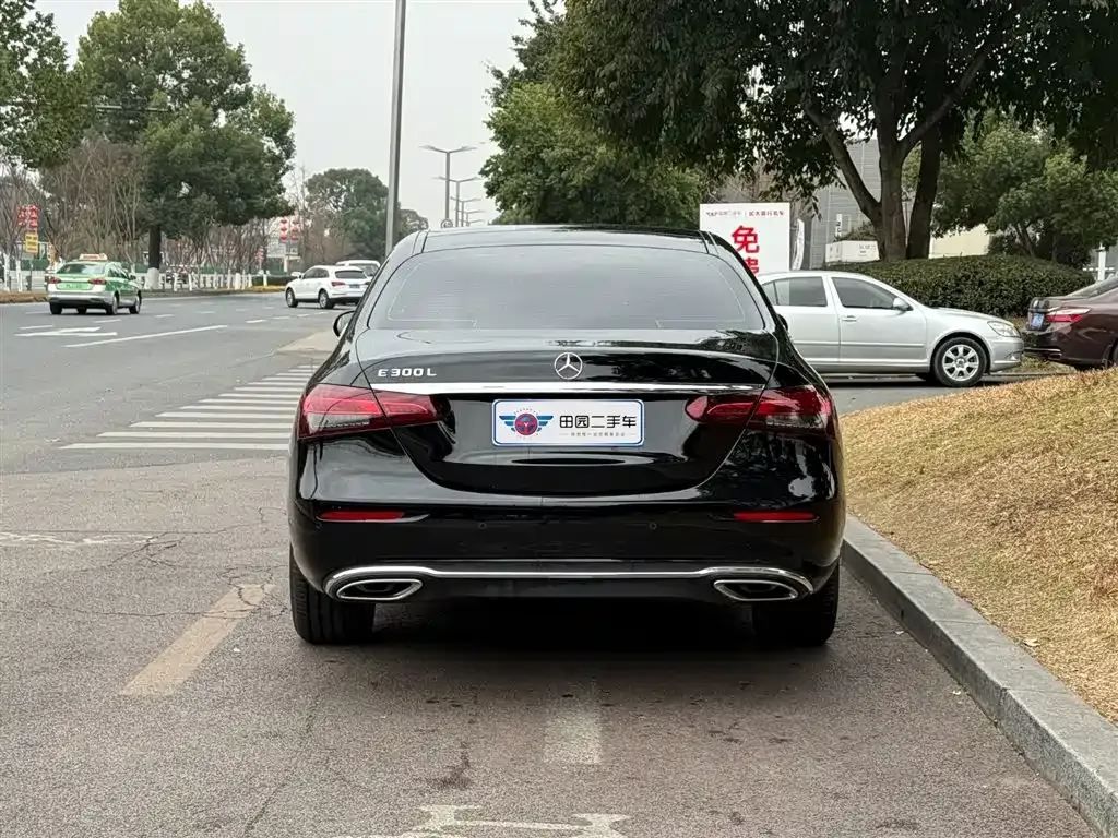 Mercedes-Benz E-Class 2023 из CN, фото 10