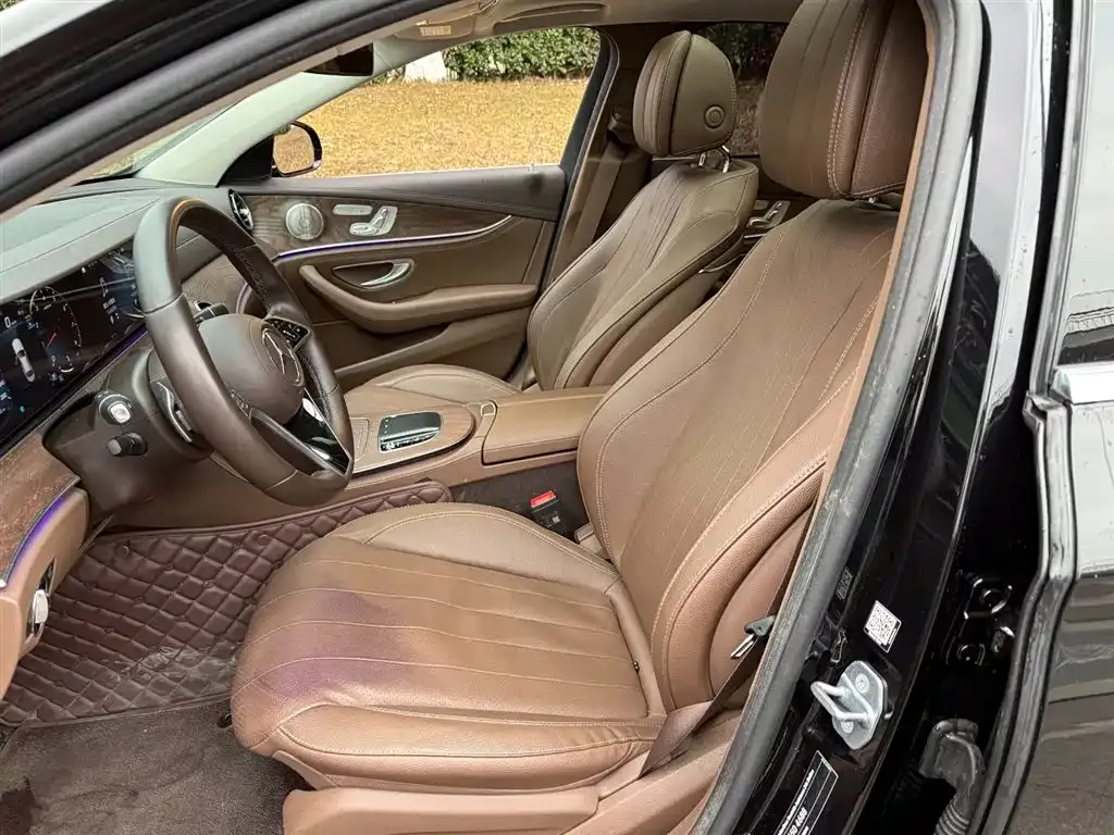 Mercedes-Benz E-Class 2023 из CN, фото 4