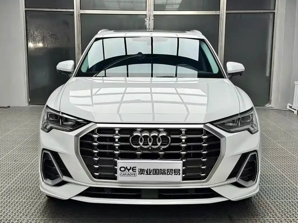 Audi Q3 2023 из CN, фото 10
