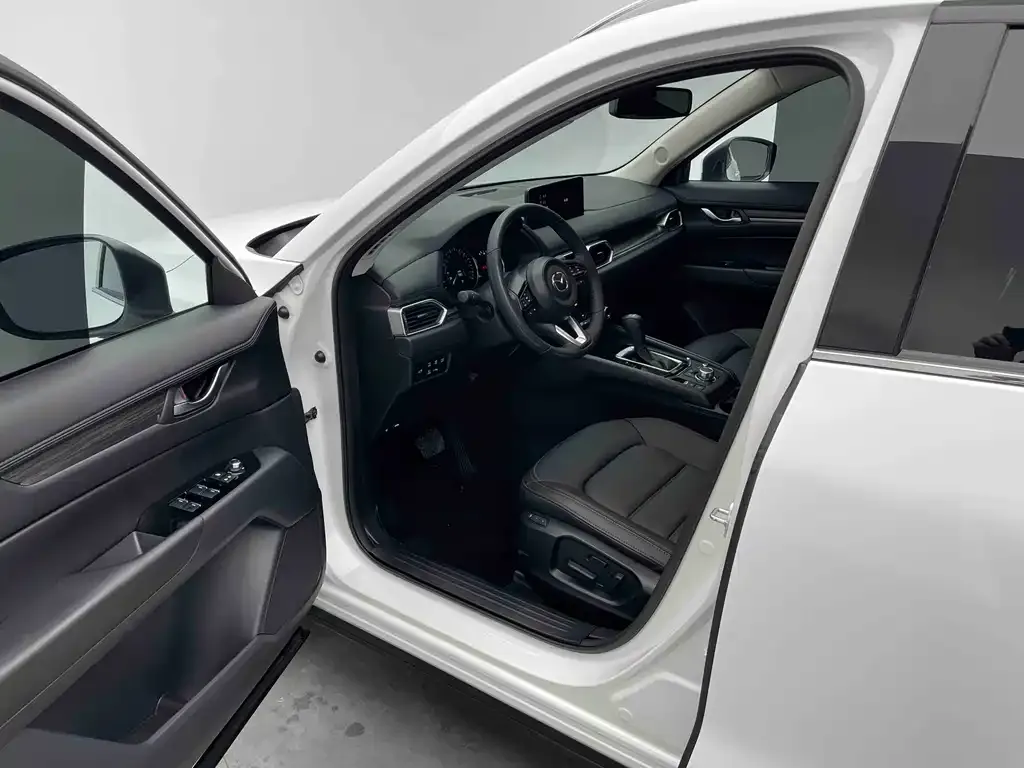 Mazda CX-5 2023 из CN, фото 8