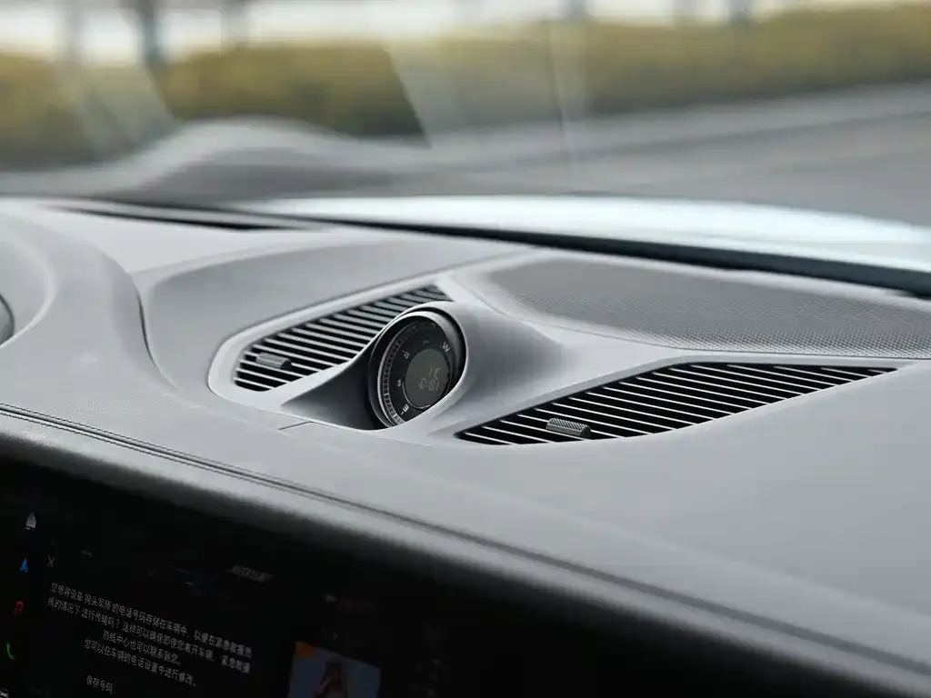 Porsche Cayenne 2024 из CN, фото 7