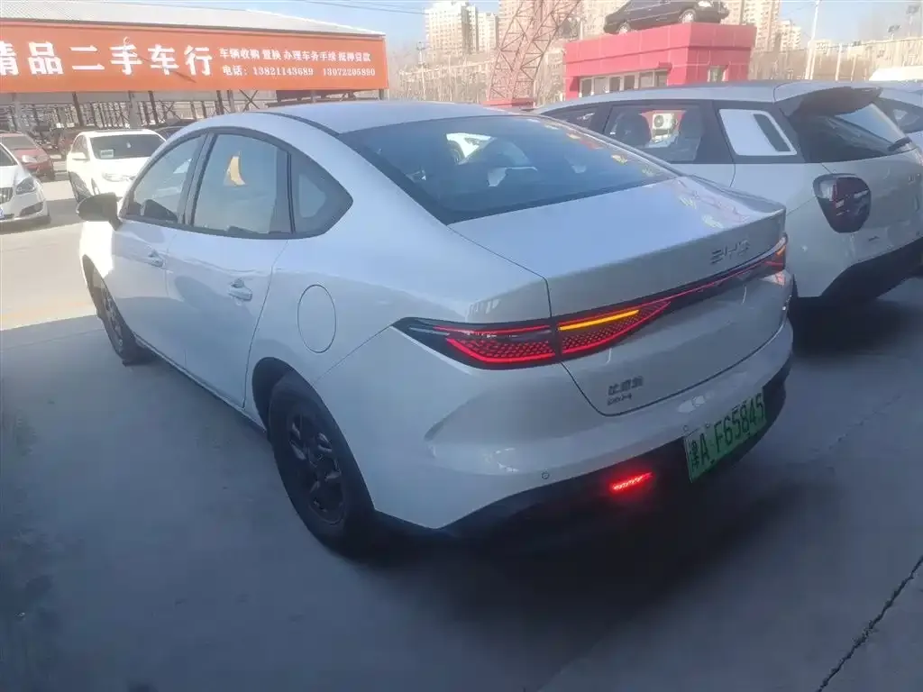 BYD Seal 05 DM-i — фото 3