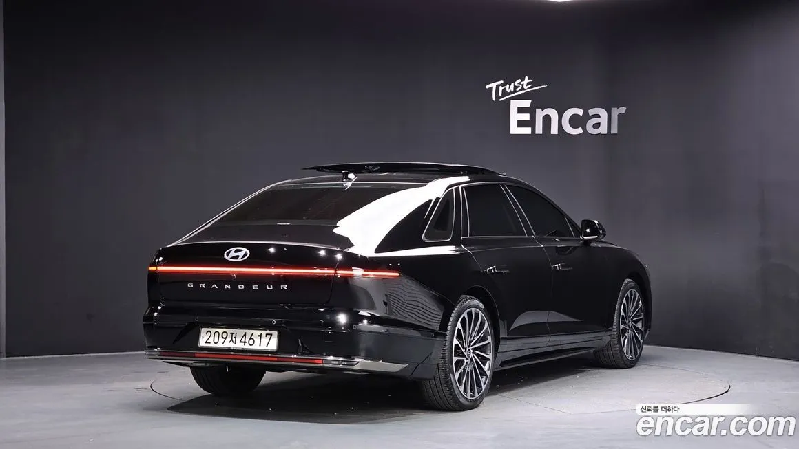 Hyundai Grandeur 2023 из KR, фото 3