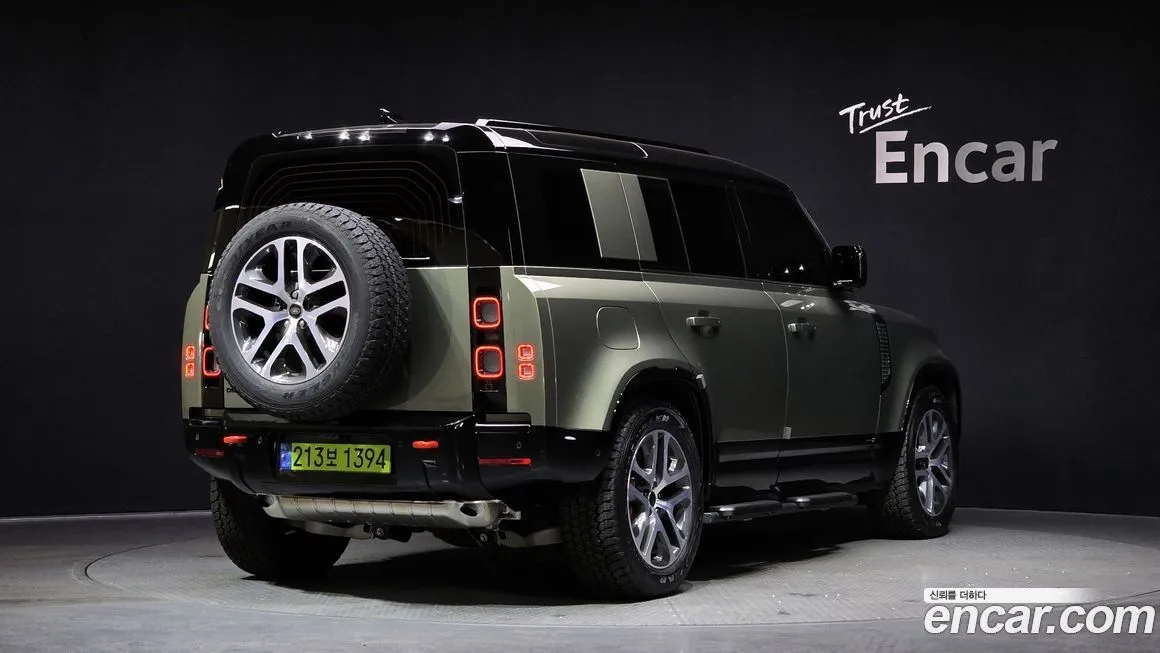Land Rover Defender — фото 6