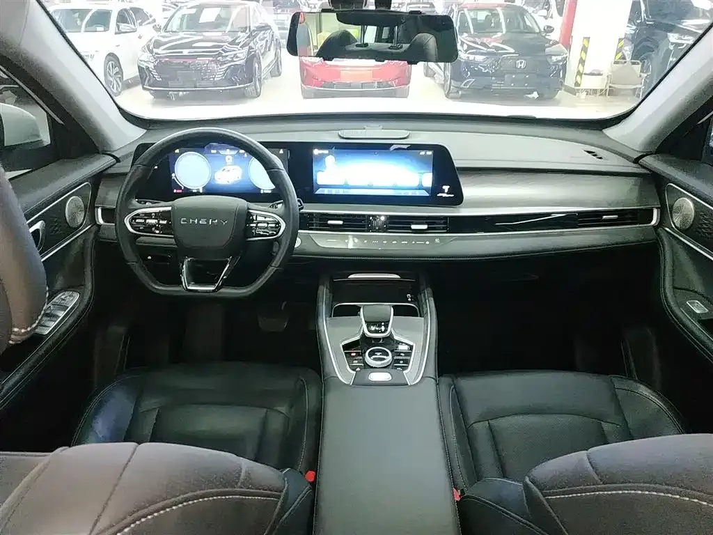 Chery Tiggo 8 PLUS — фото 9