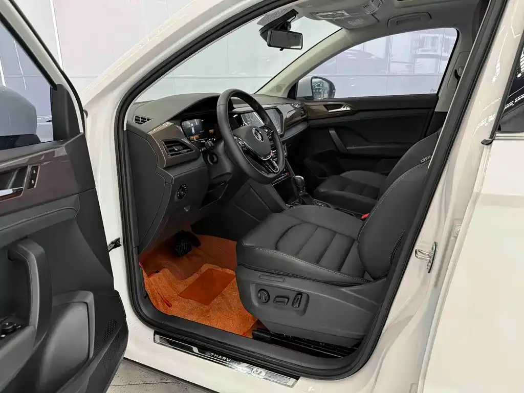 Volkswagen Tharu 2022 из CN, фото 7