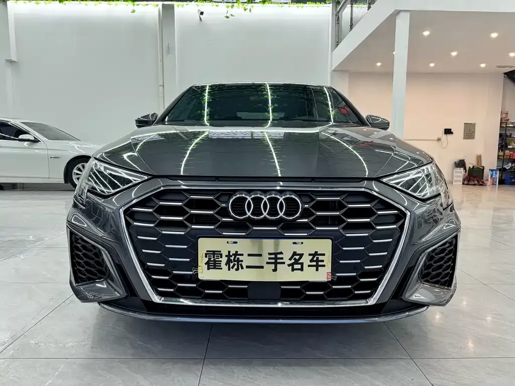 Audi A3 2023 из CN, фото 3