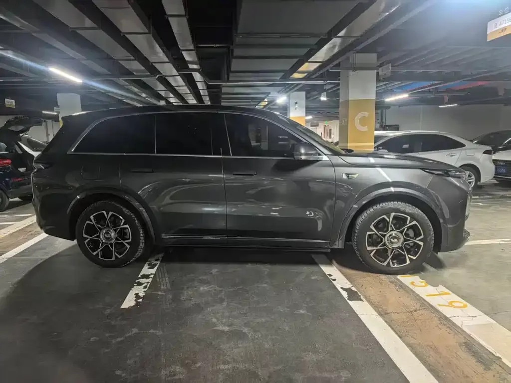 Li Auto L8 2023 из CN, фото 9