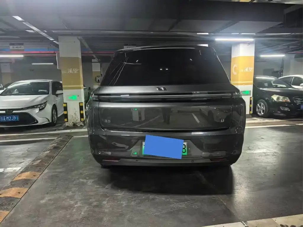 Li Auto L8 2023 из CN, фото 6