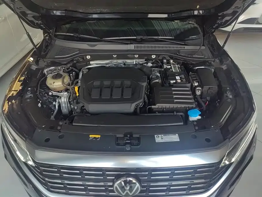 Volkswagen Passat 2022 из CN, фото 10