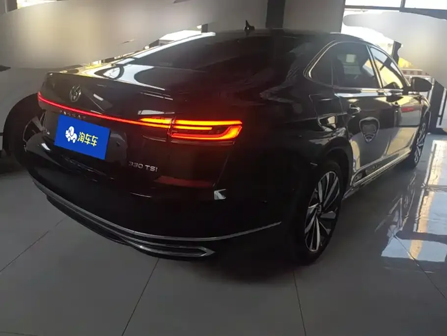 Volkswagen Passat 2022 из CN, фото 8