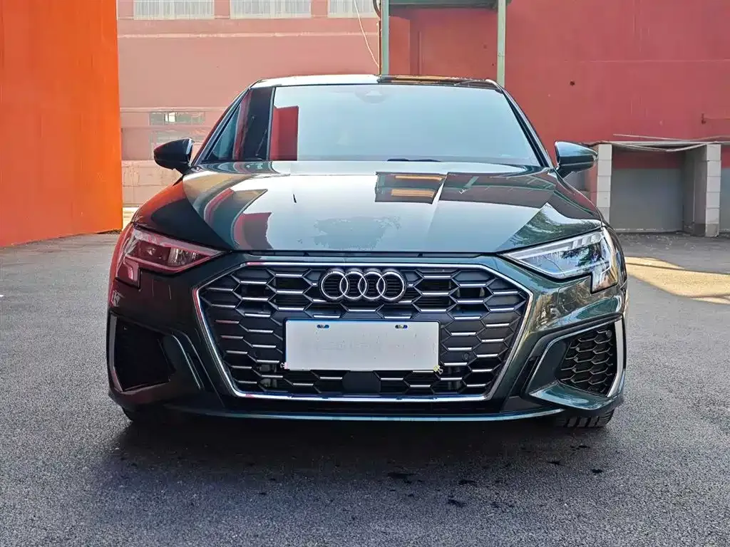 Audi A3 2023 из CN, фото 9