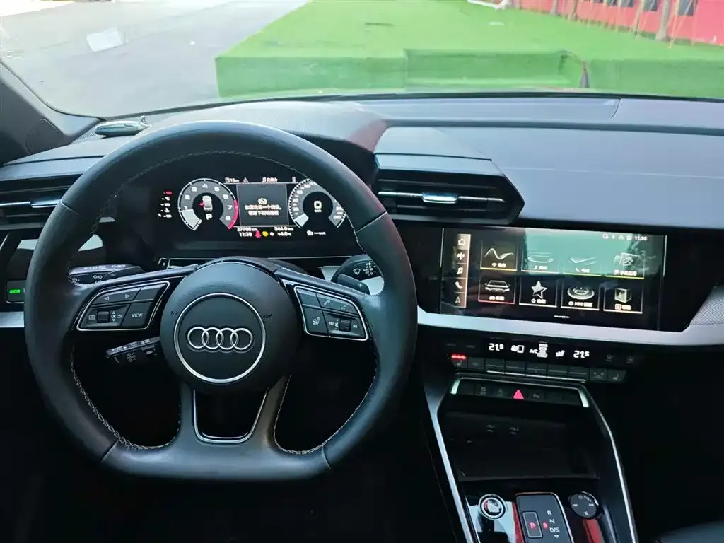 Audi A3 2023 из CN, фото 7