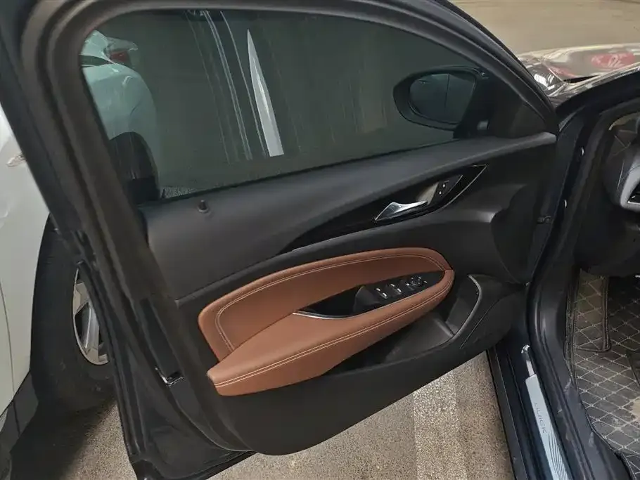 Buick Regal 2022 из CN, фото 2