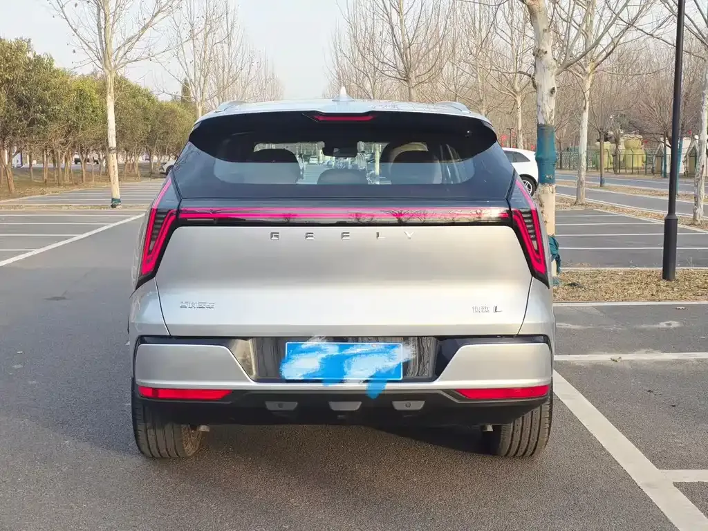 Geely Boyue L 2025 из CN, фото 2