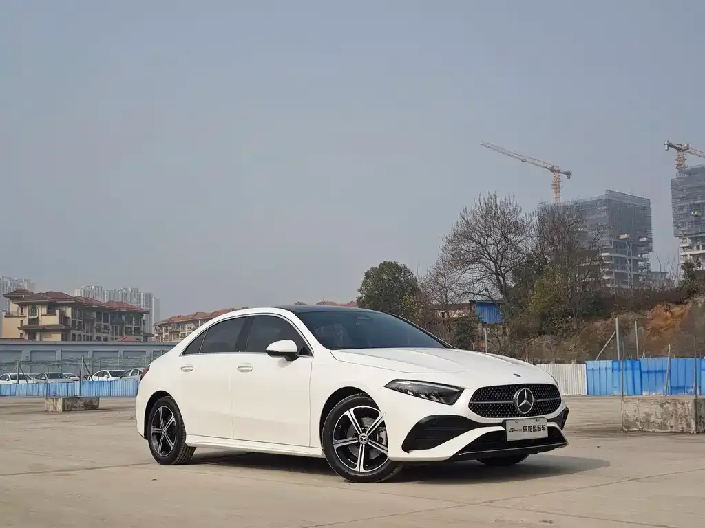 Mercedes-Benz A-Class — фото 10