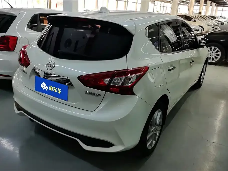 Nissan Tiida 2022 из CN, фото 7