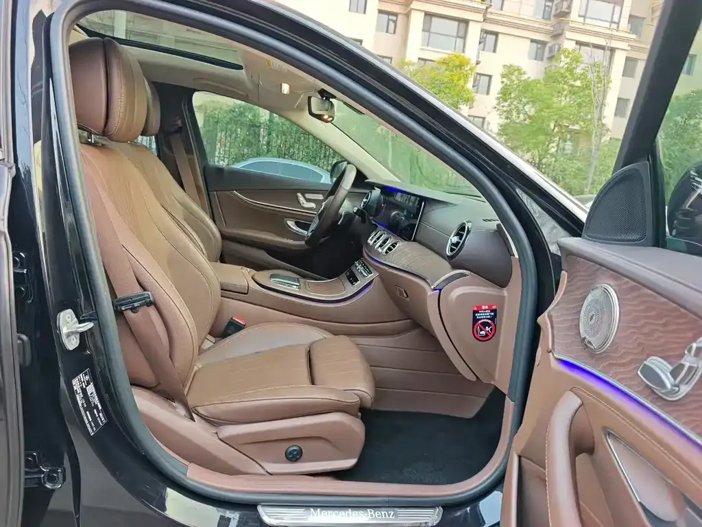Mercedes-Benz E-Class 2022 из CN, фото 4