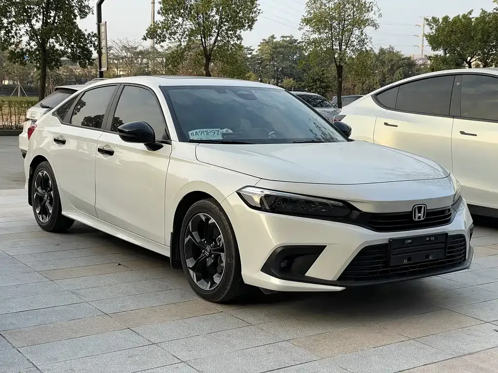 Honda Civic — фото 7