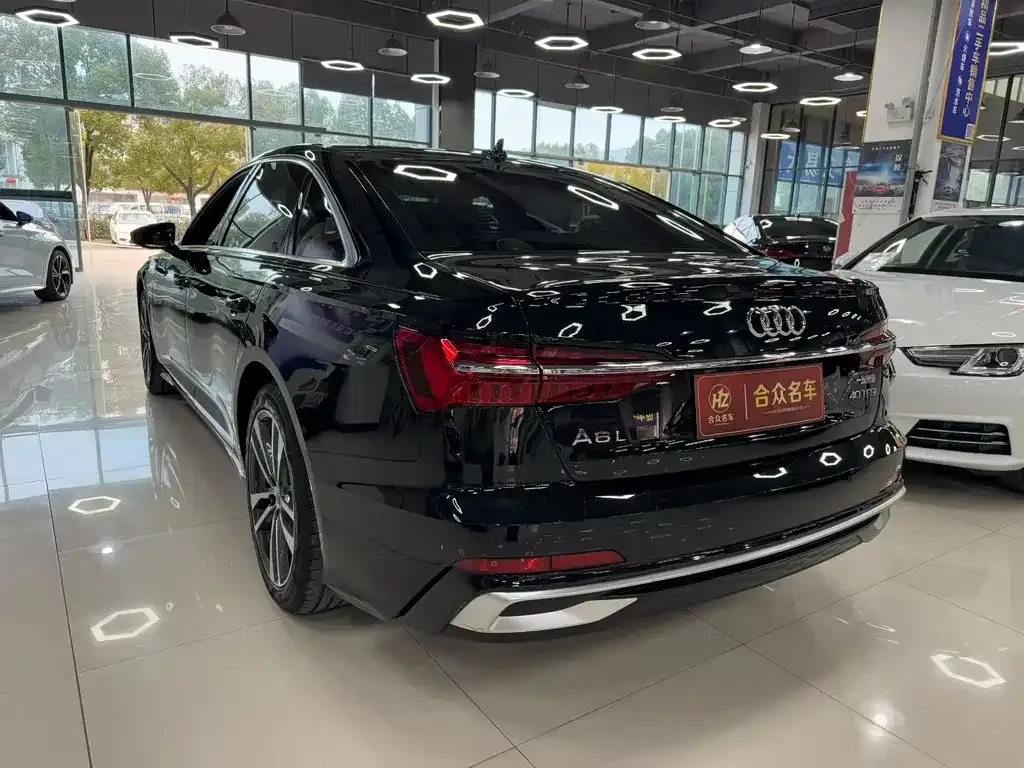 Audi A6L 2023 из CN, фото 7