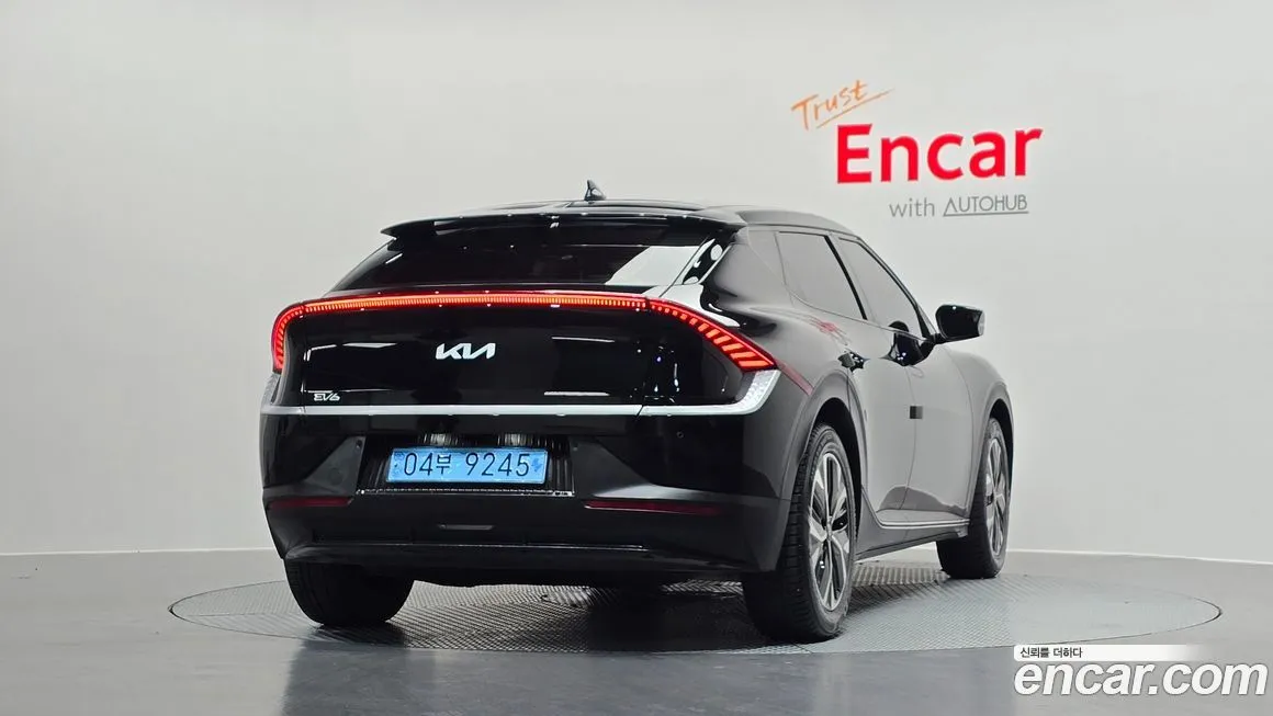 Kia EV6 2023 из KR, фото 6