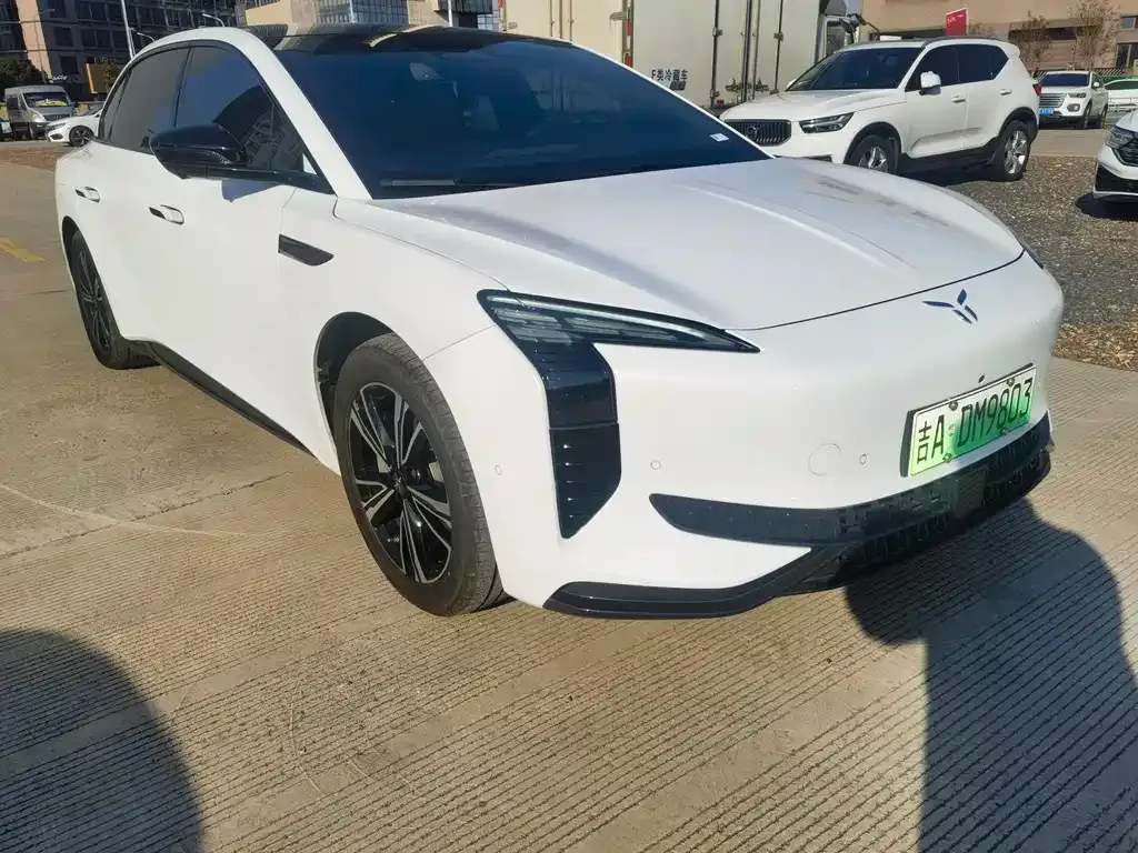 Hongqi EH7 2024 из CN, фото 6