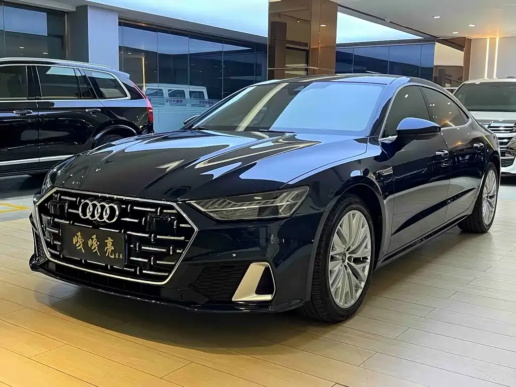 Audi A7L 2023 из CN, фото 1