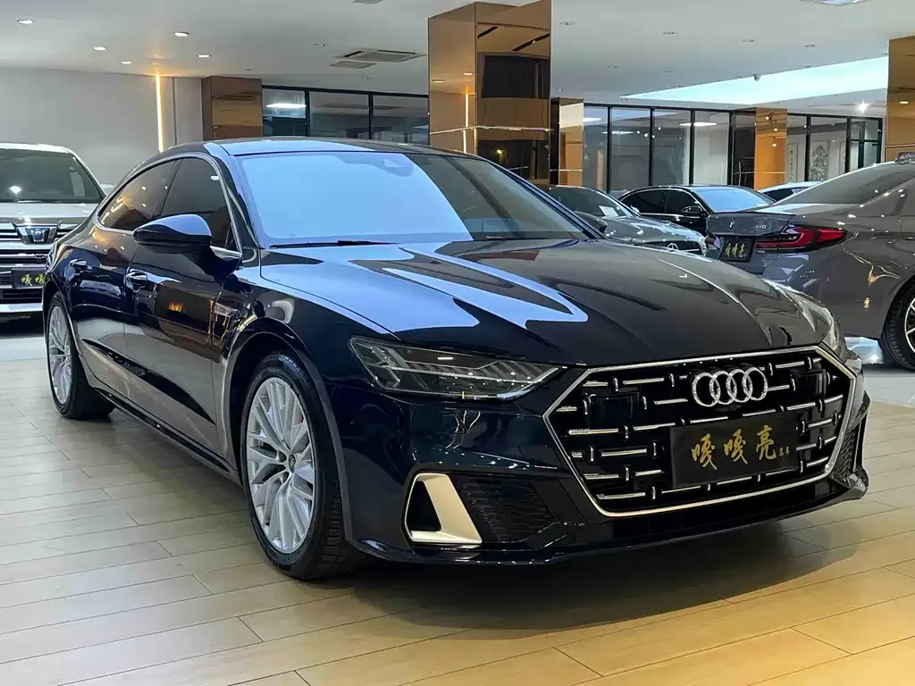 Audi A7L 2023 из CN, фото 3