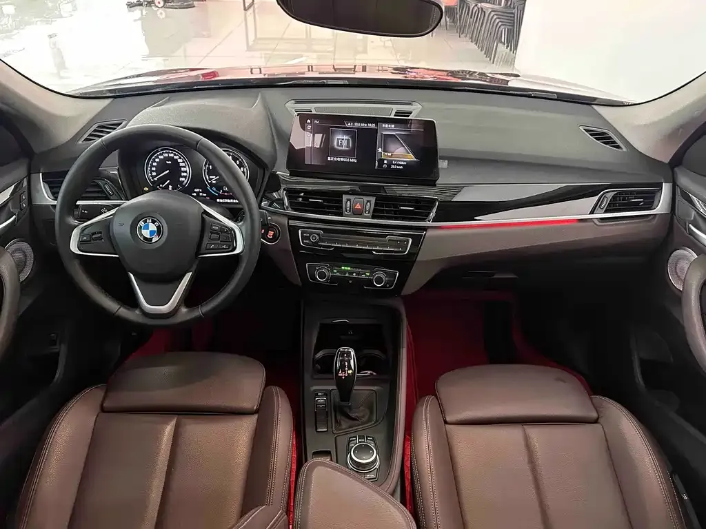 BMW X1 — фото 10