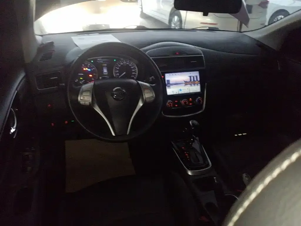 Nissan Tiida 2021 из CN, фото 5