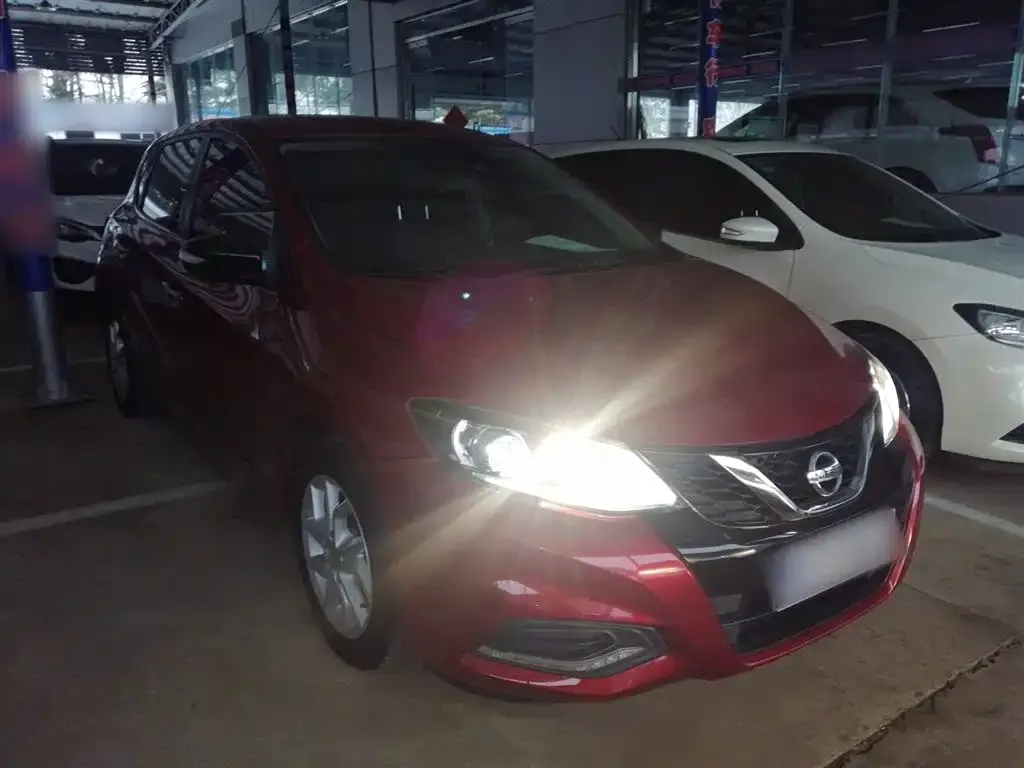 Nissan Tiida 2021 из CN, фото 2