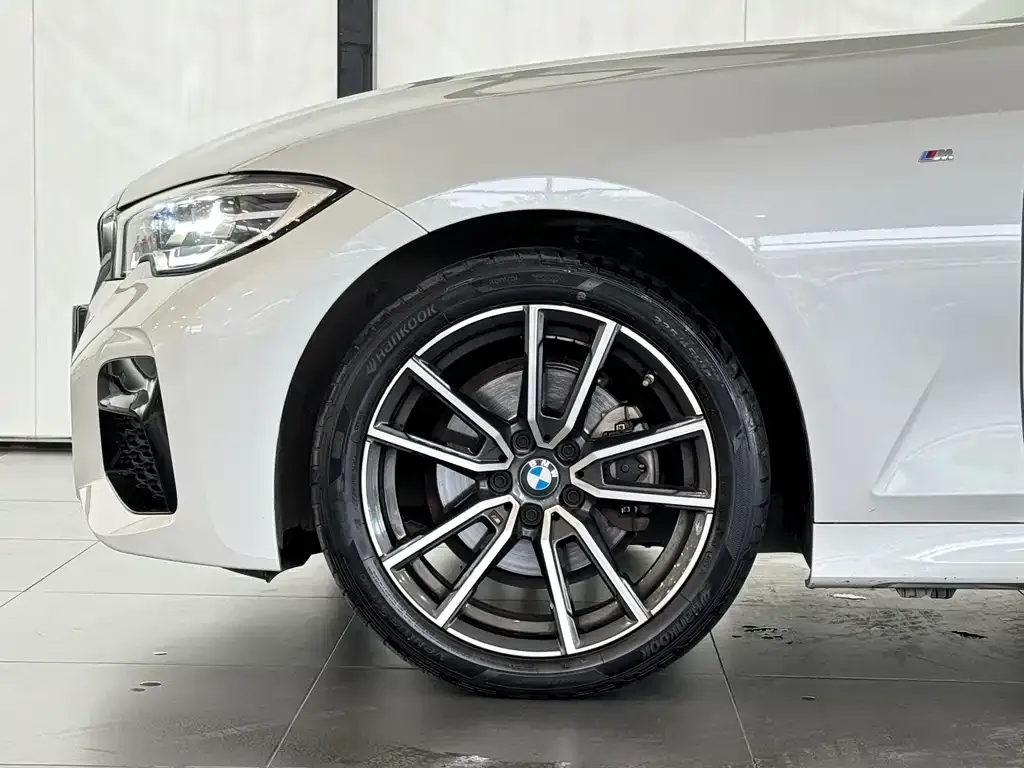 BMW 3 Series 2022 из CN, фото 9