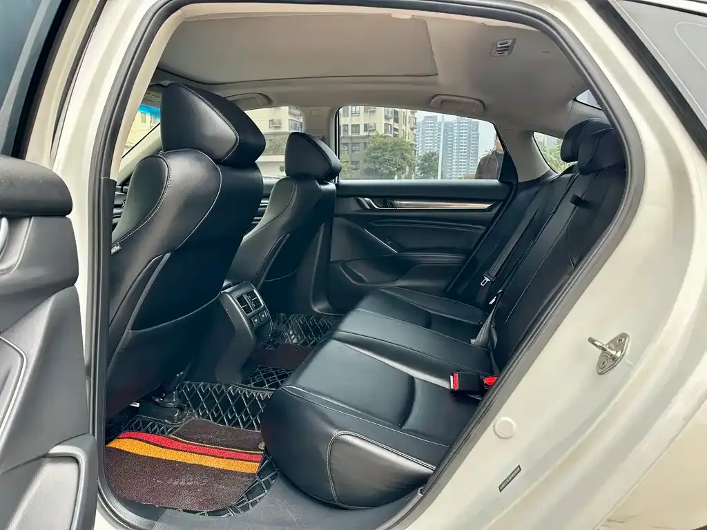 Honda Accord 2022 из CN, фото 9