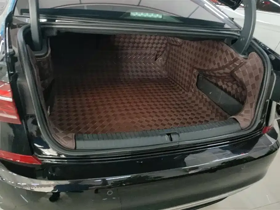 Volkswagen Passat 2022 из CN, фото 2