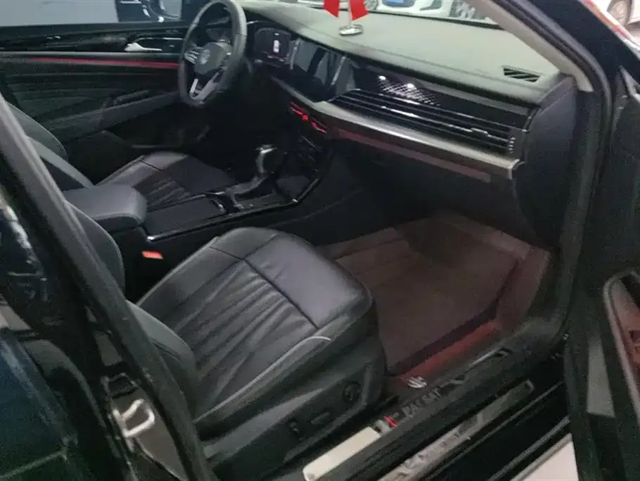 Volkswagen Passat 2022 из CN, фото 7