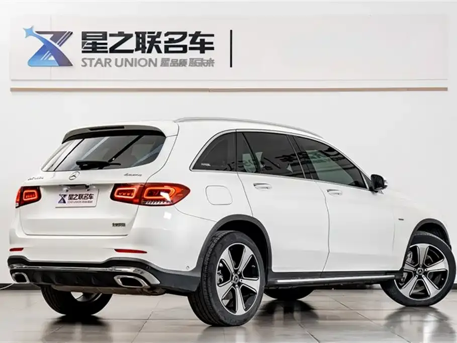 Mercedes-Benz GLC — фото 6
