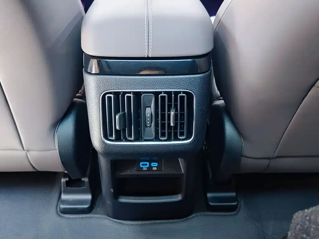 BYD PLUS New Energy 2025 из CN, фото 8