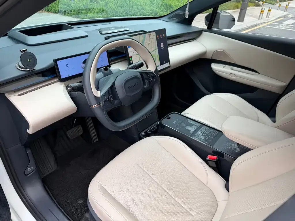 Lynk & Co Z20 2025 из CN, фото 4