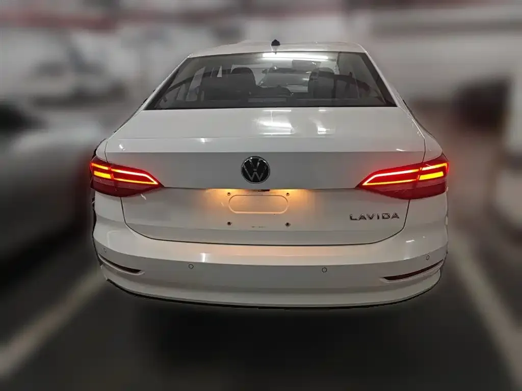 Volkswagen Lavida 2022 из CN, фото 4