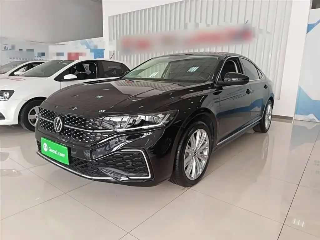 Volkswagen Passat 2023 из CN, фото 1