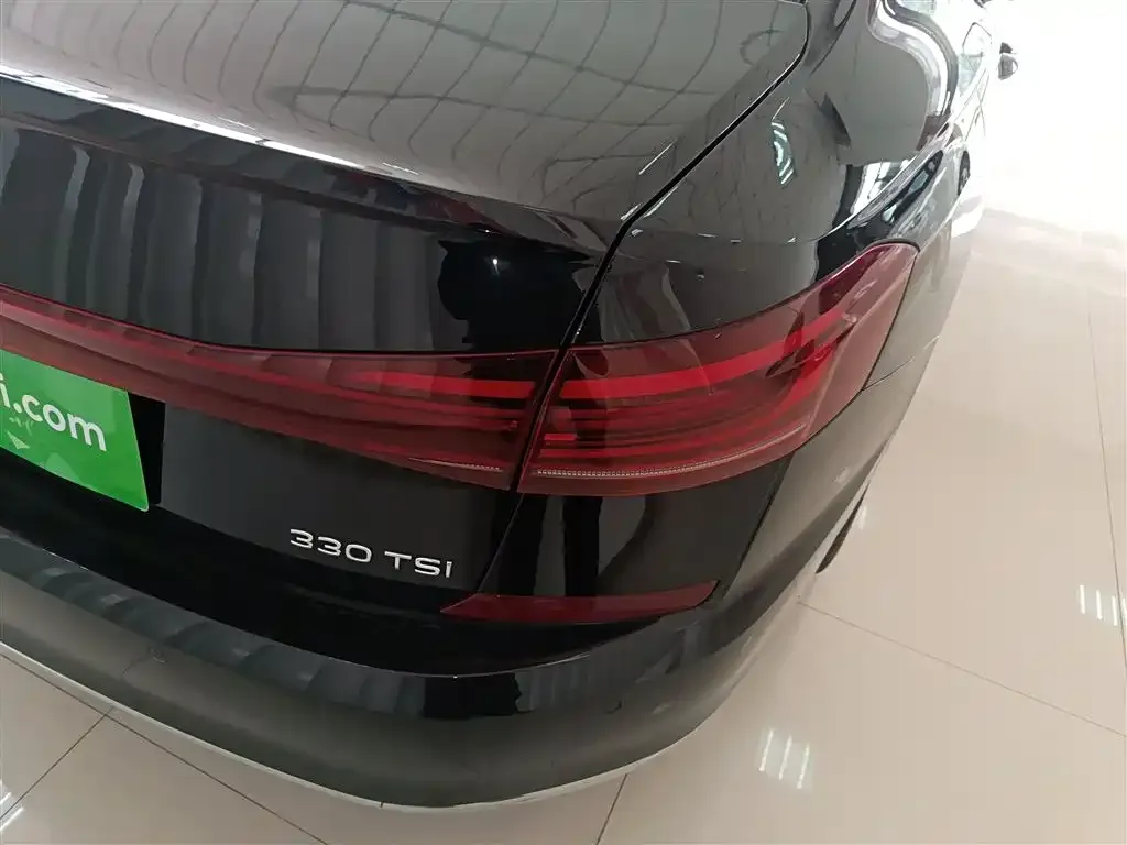 Volkswagen Passat 2023 из CN, фото 2