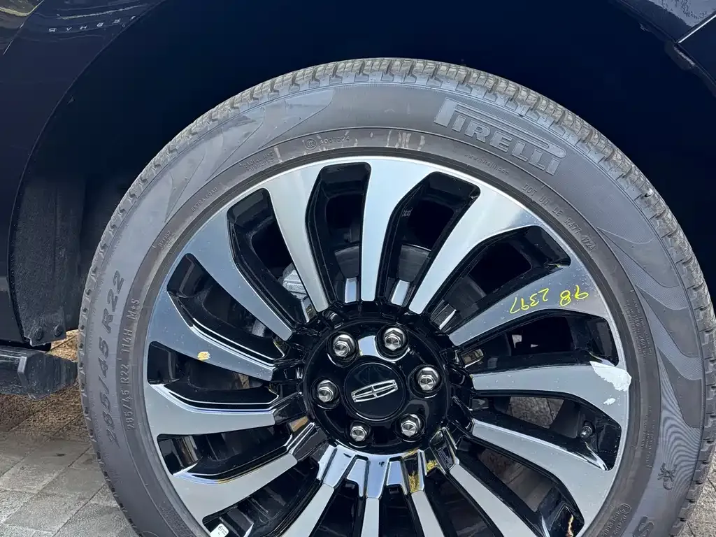 Lincoln Navigator 2026 из CN, фото 10