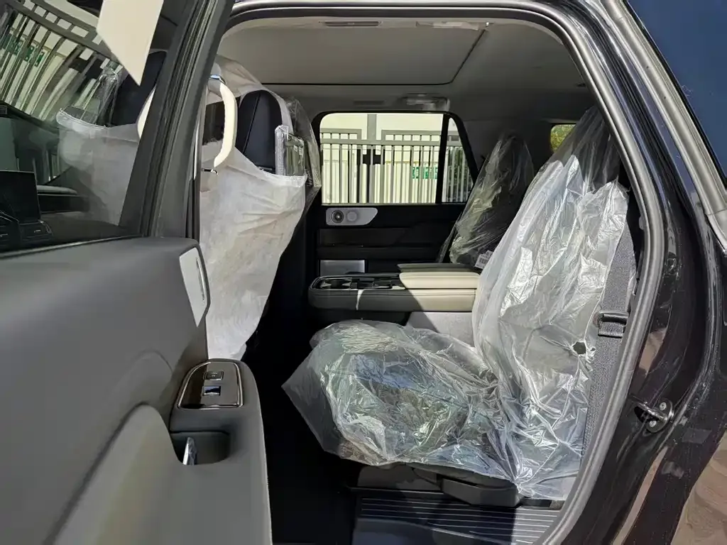 Lincoln Navigator 2026 из CN, фото 6