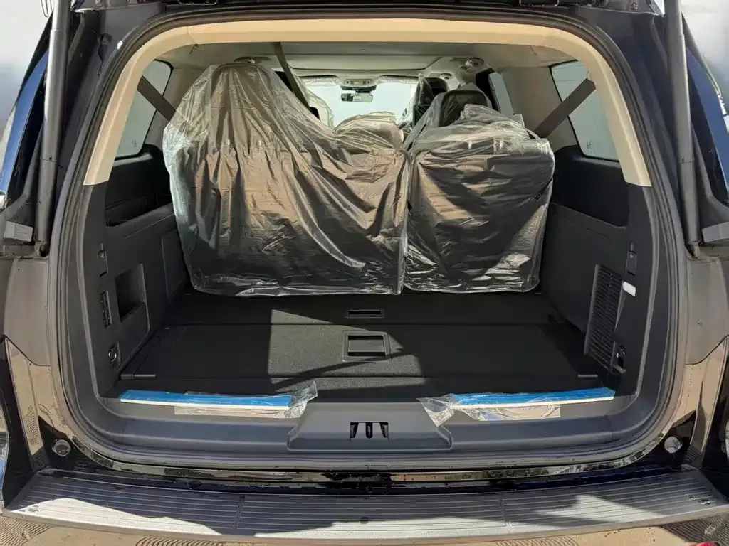 Lincoln Navigator 2026 из CN, фото 3