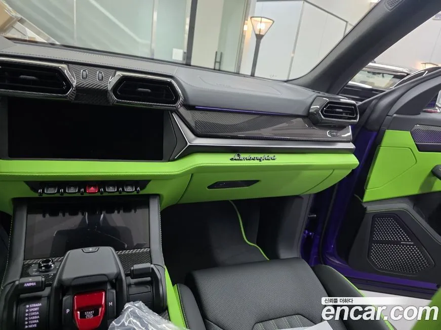 Lamborghini Urus 2025 из KR, фото 4