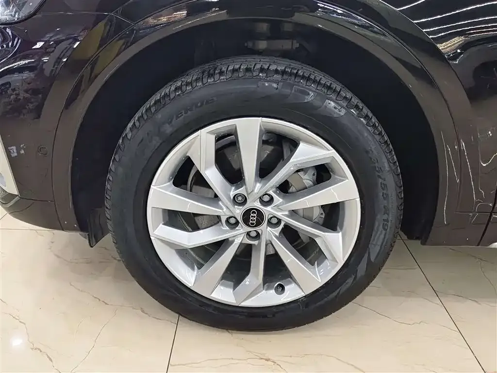 Audi Q5L 2021 из CN, фото 8