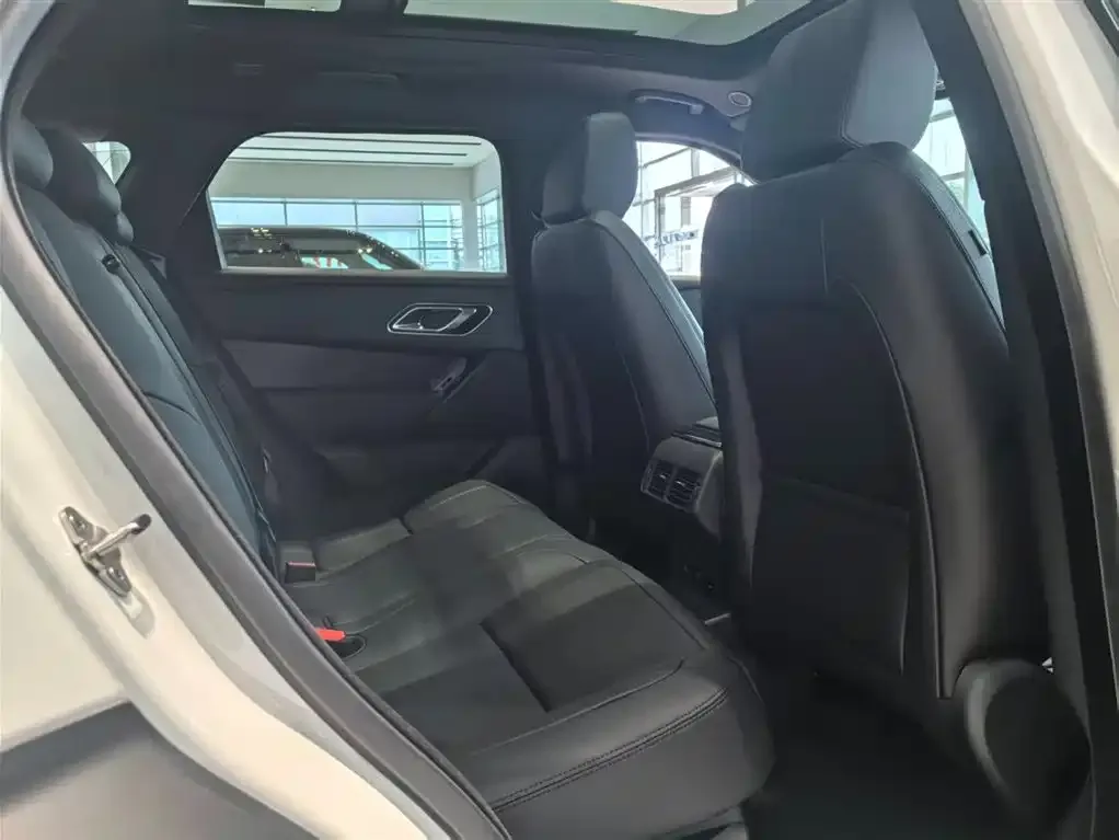Land Rover Velar 2026 из CN, фото 2