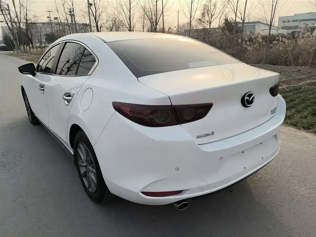 Mazda 3 Axela 2024 из CN, фото 8