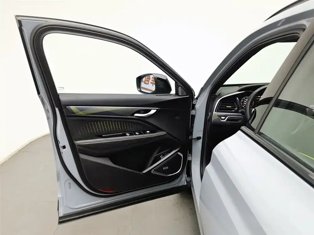 Geely Xingyue S — фото 10